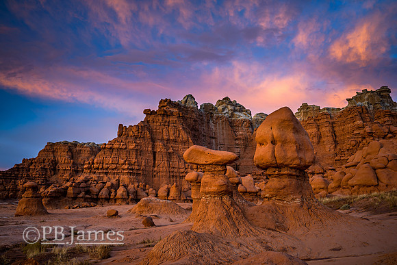 Goblin Valley Glow